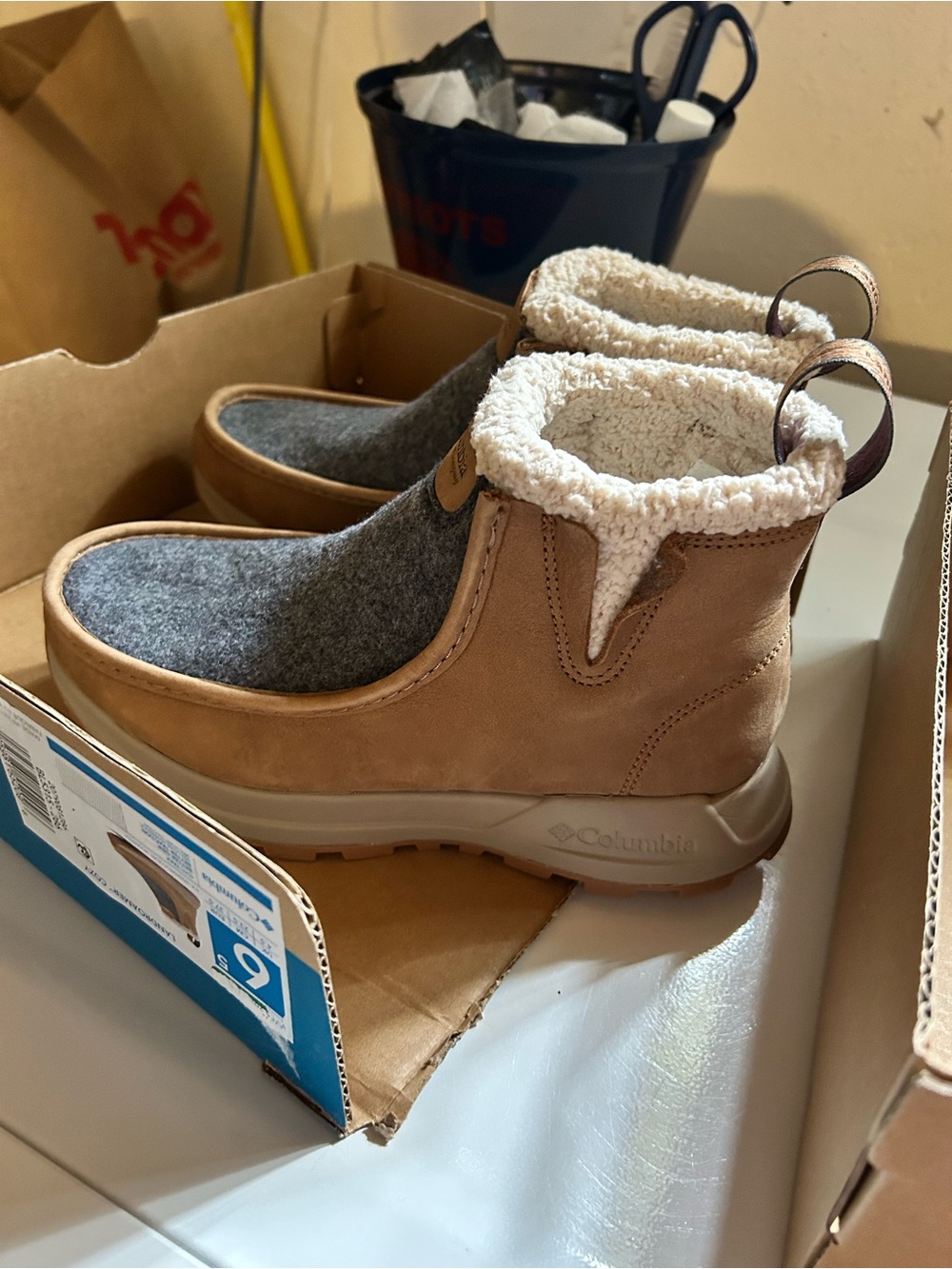 Columbia Landroamer Cozy Tan & Gray Cozy Fleece-Lined Suede Winter Boots
